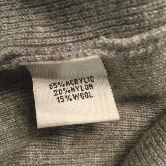 Kenneth Cole Gray Cowl Neck Tunic Sweater Size Medium - Picture 6 of 9